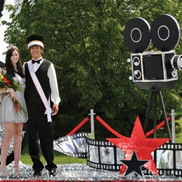 Red Carpet Ropes and Poles Parade Float Kit