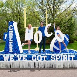 Blue and White We've Got Spirit Complete Parade Float  Theme