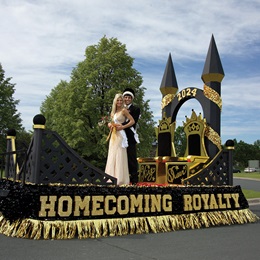 Supreme Royalty Complete Parade Float Theme