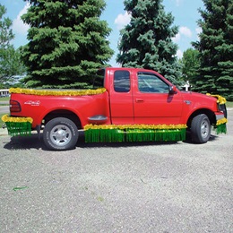 Gold and Green Metallic Truck Parade Decorating Kit