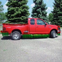 Red and Green Metallic Truck Parade Decorating Kit